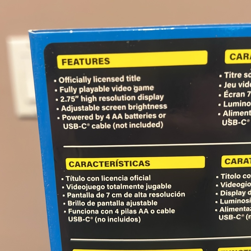 MY ARCADE PAC-MAN Micro Player PRO Mini Arcade Machine - Picture 10 of 11